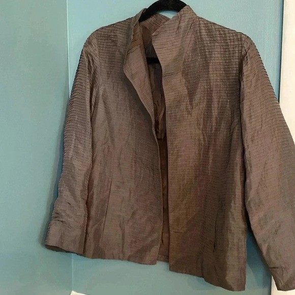 Eileen Fisher Jackets & Blazers - Eileen Fisher 100% silk brown/gray long sleeve collar jacket
